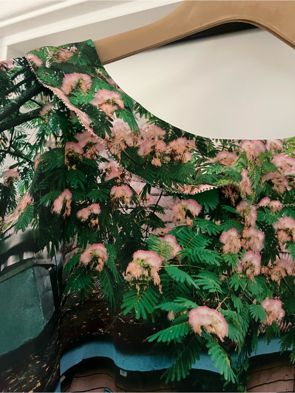 Printed Short-Sleeve Blouse in Pink & Green - Picture 3 of 5